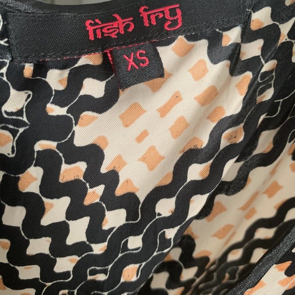 Unique, sequin and shine patterned tank top - Picture 6 of 6